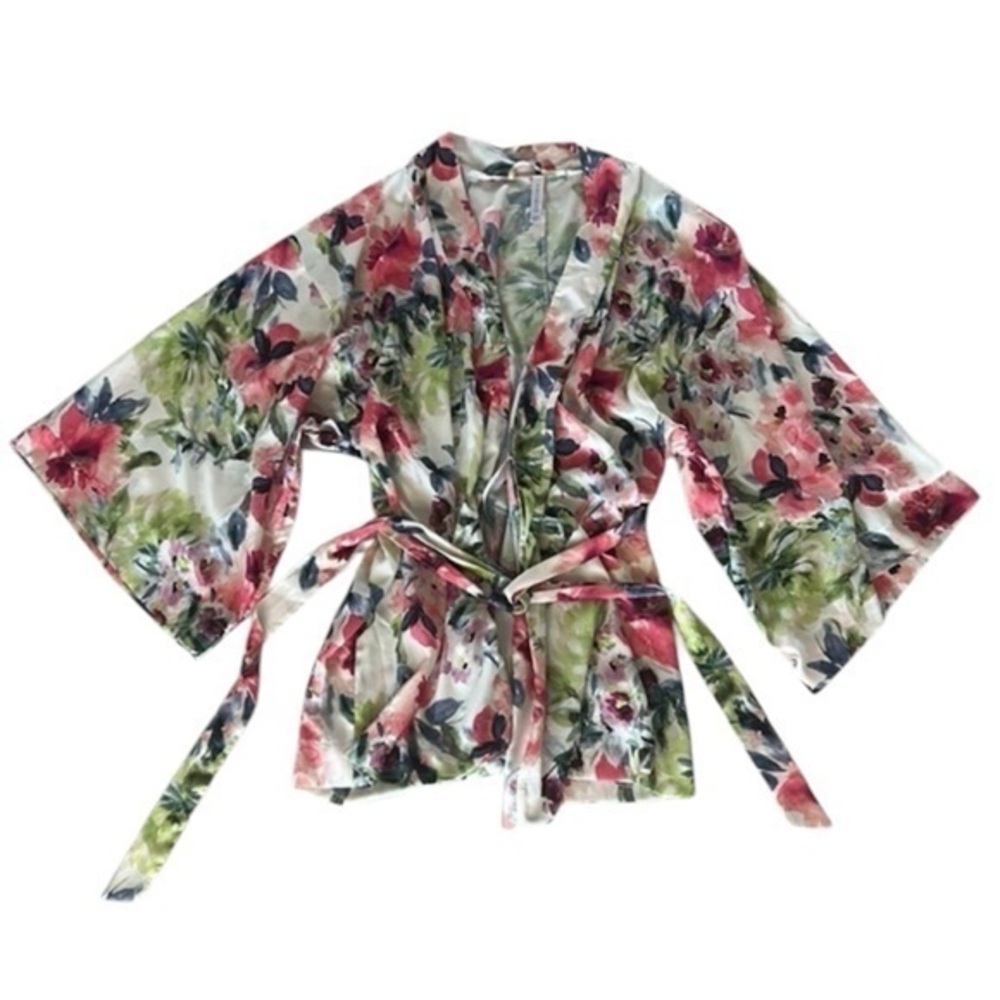 Cacique size 18/20 floral satin kimono robe